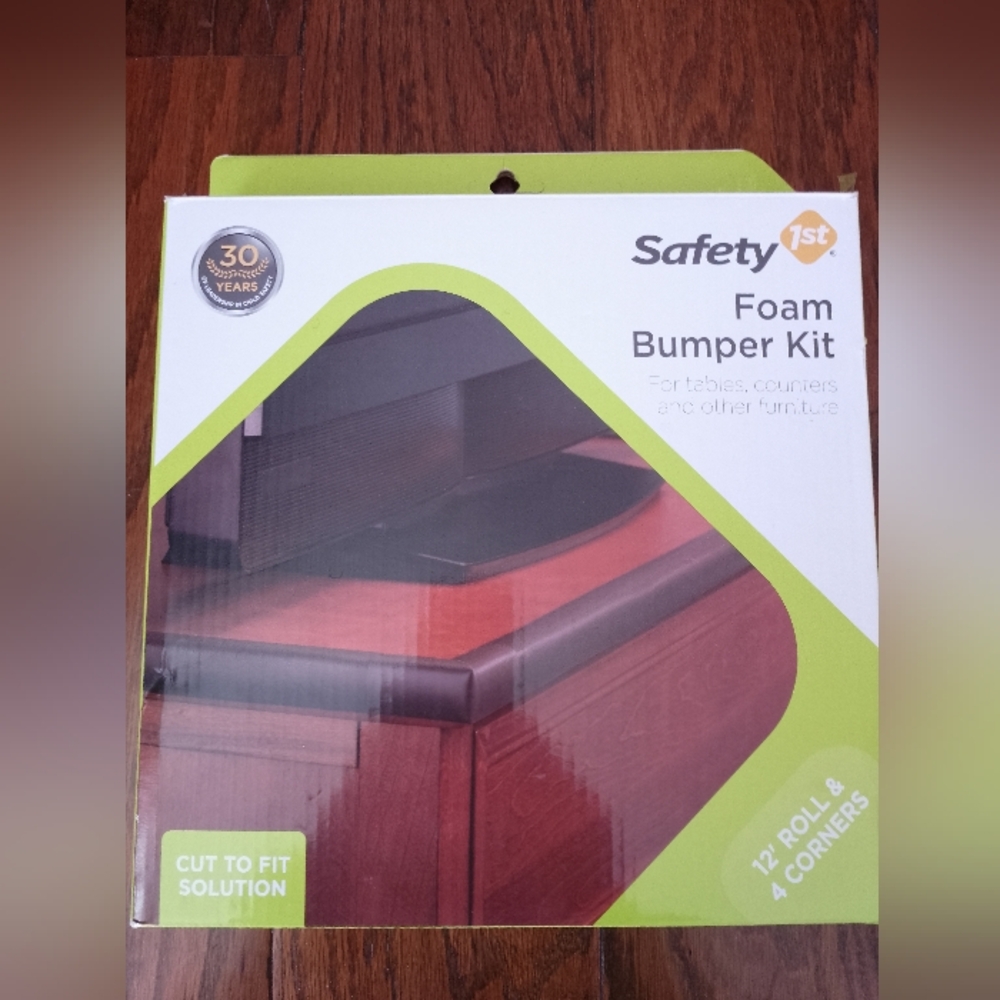 NWT Safety 1st Foam Bumper Kit Furniture Edge Protector
